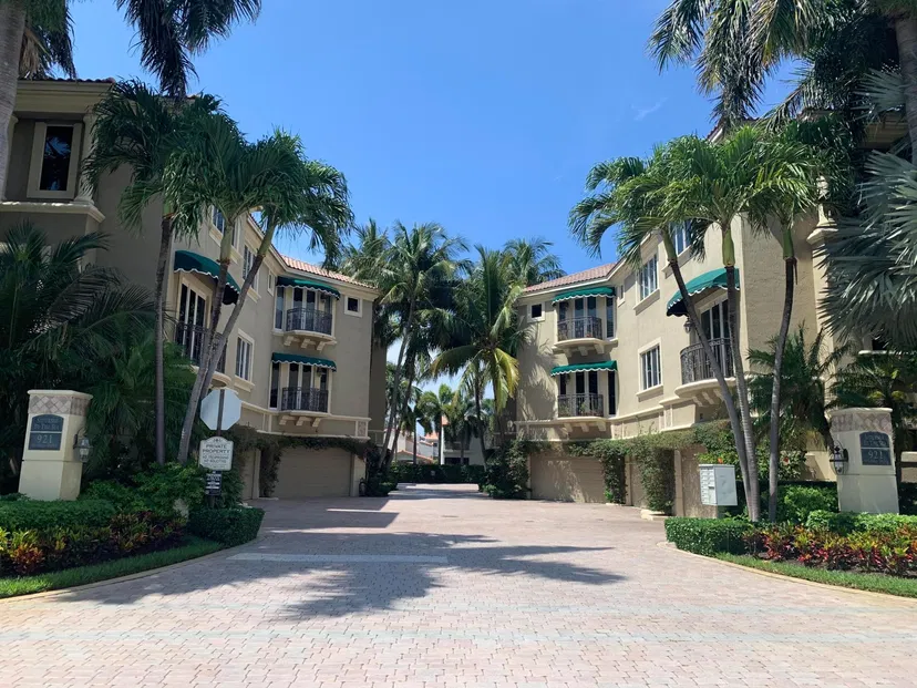 Sold Nov 2025 · 921 Osceola Drive 8, Boca Raton
