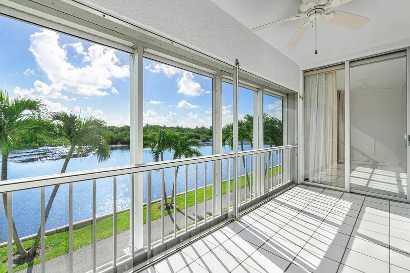 2165 Ibis Isle Road #6 — photo 3