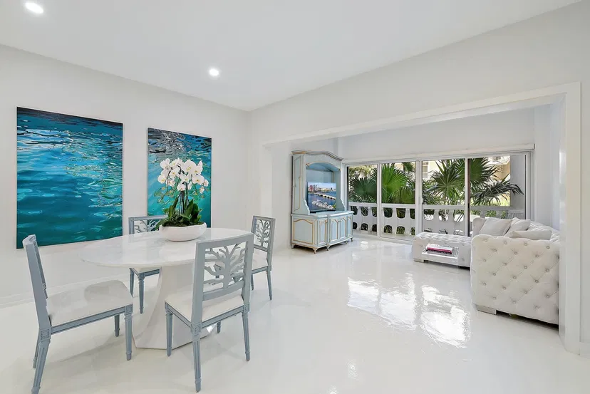 300 S Ocean Boulevard #2e — photo 2
