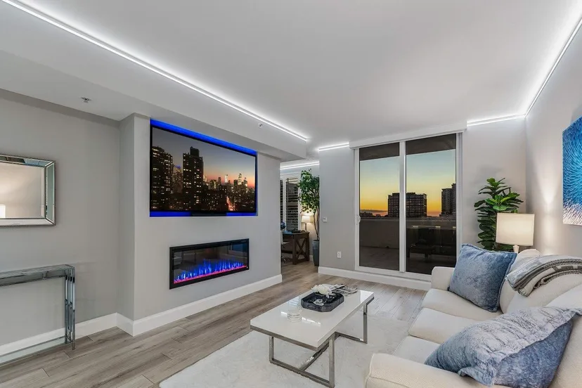 Unit 1115 · The Strand · West Palm Beach