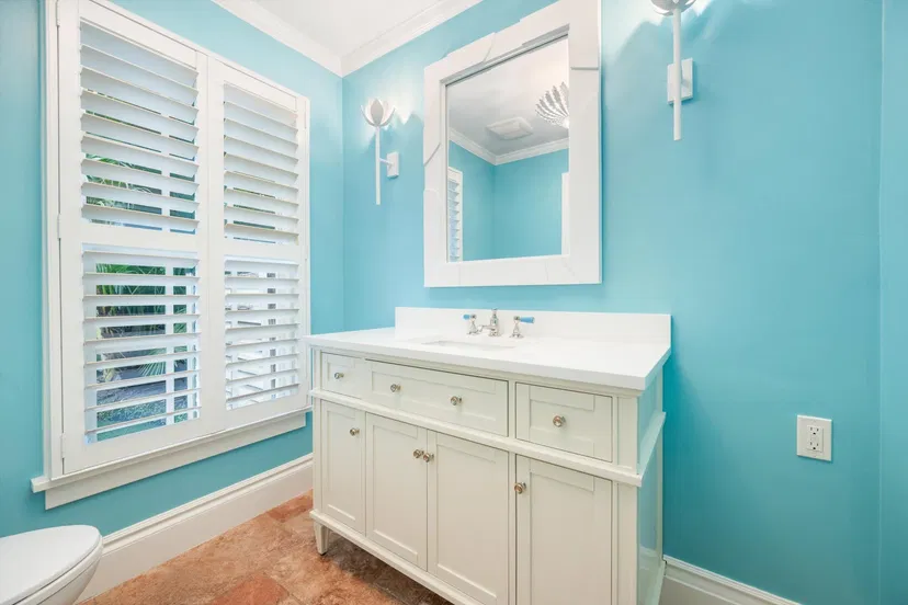 252 Seaspray Avenue — photo 5