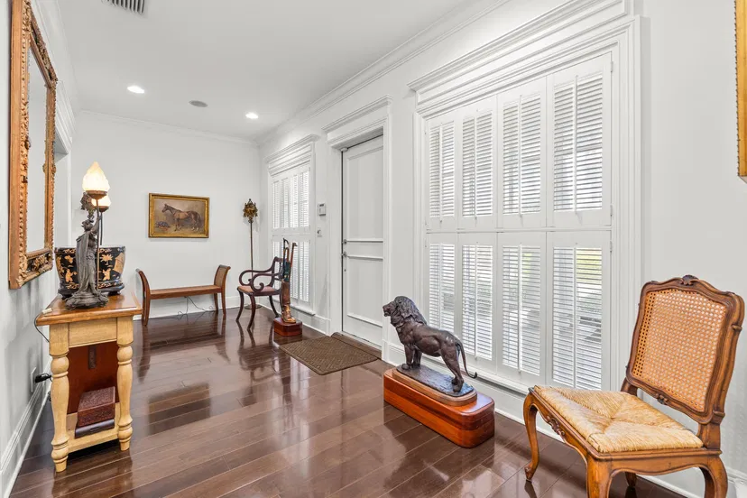 232 W Indies Drive — photo 4