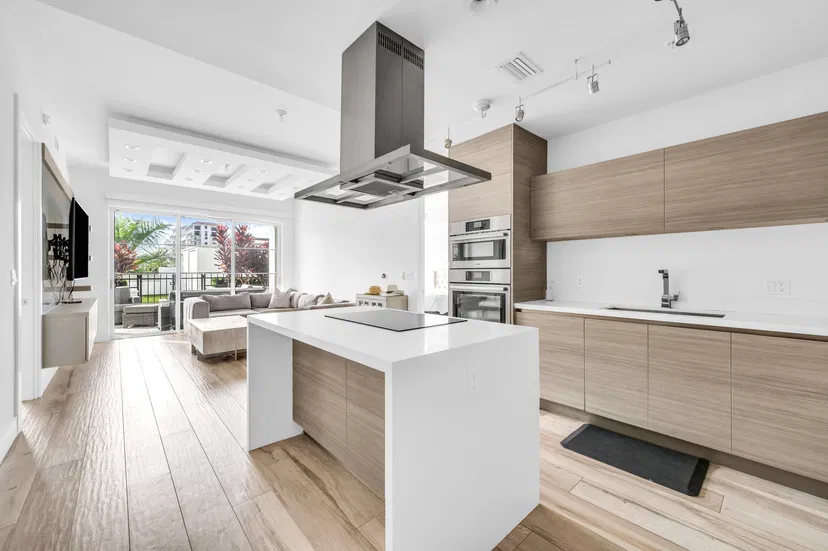 Unit 418 · Tower 155 · Boca Raton