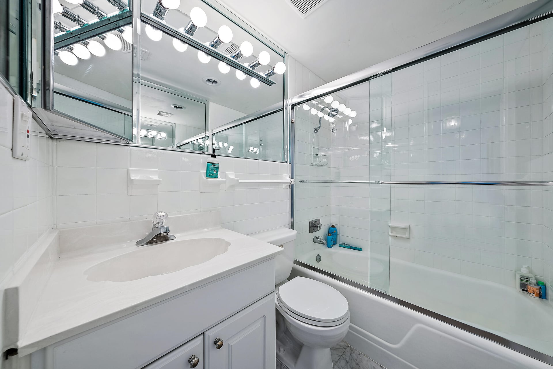 250 Bradley Place #308 — photo 5