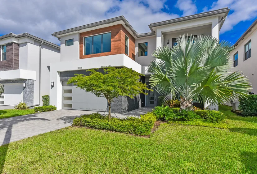 20318 Castle Stuart Avenue, Boca Raton