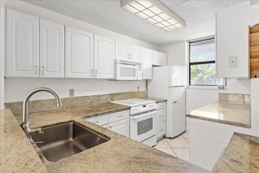 3545 S Ocean Boulevard #107 — photo 4