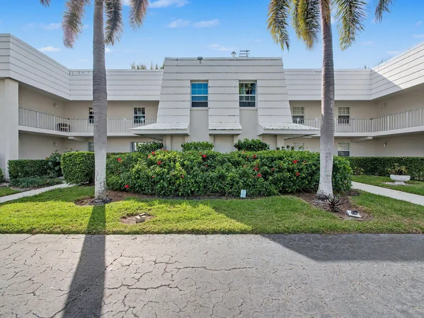 1205 Sandy Lane 246, Singer Island