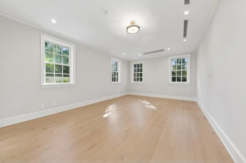 433 Antigua Lane — photo 3