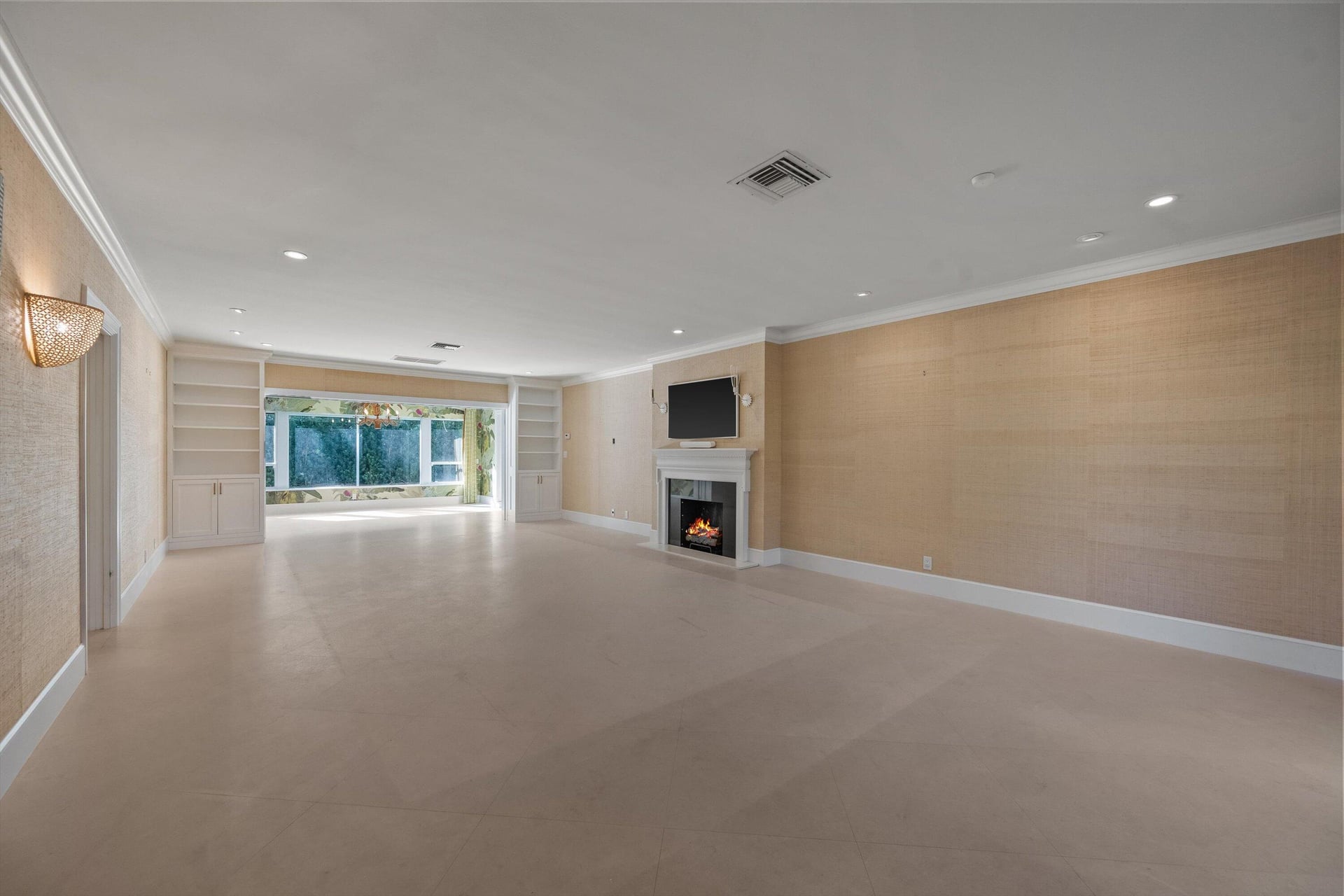 240 El Dorado Lane — photo 4