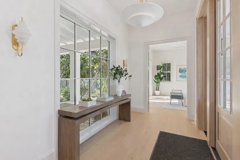 232 La Puerta Way — photo 2