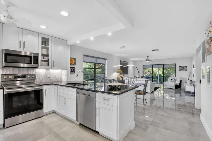 Sold May 2026 · 8310 Casa Del Lago 1b, Boca Raton