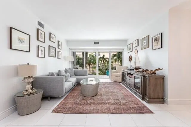 455 Australian Avenue #3e — photo 4