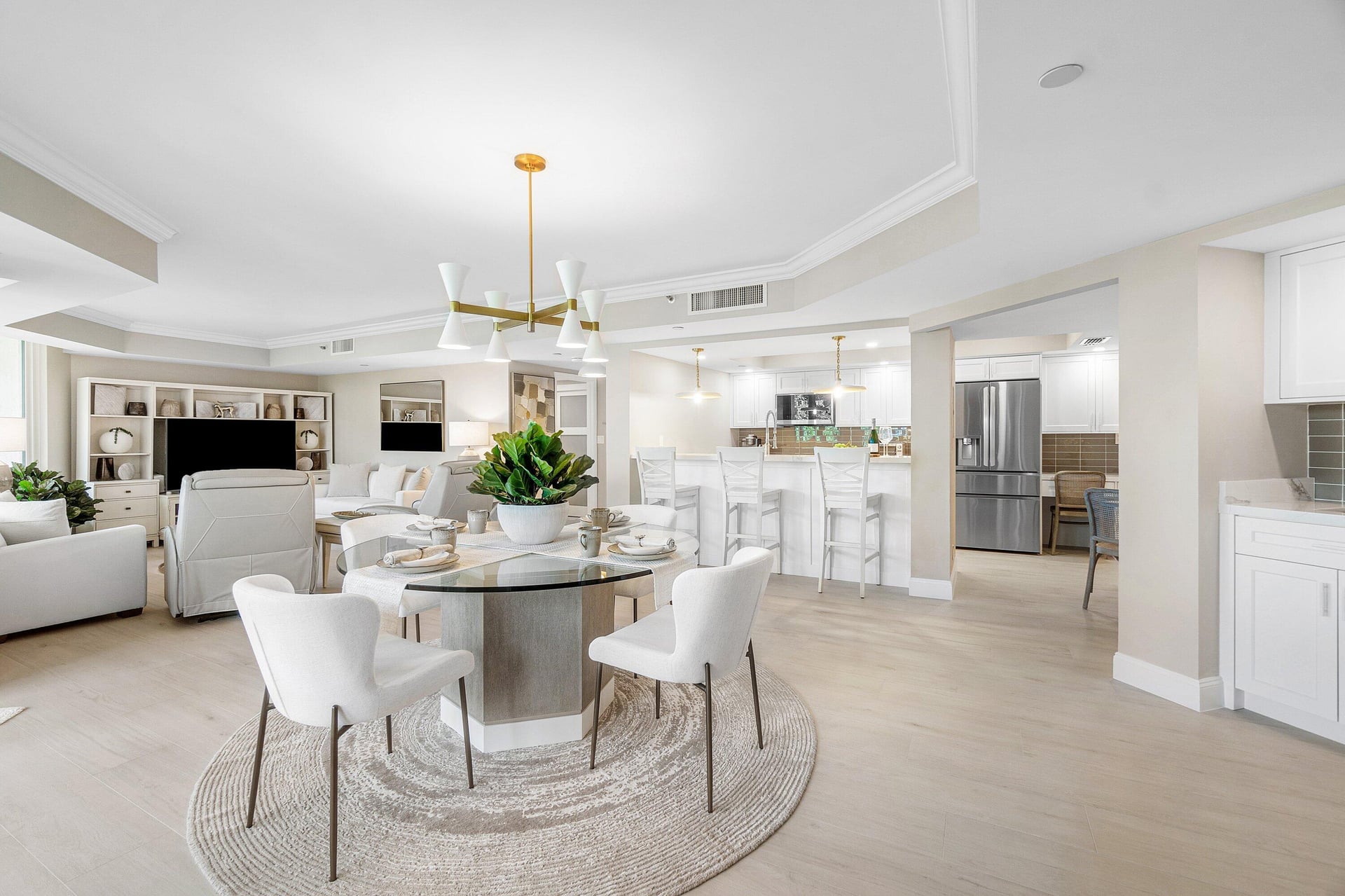 Unit 404 · Mizner Court · Boca Raton