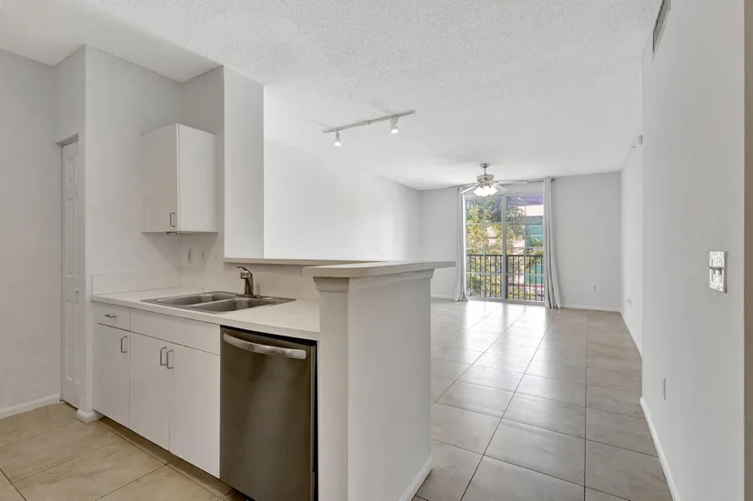 Sold Jul 2026 · 720 S Sapodilla Avenue 303, West Palm Beach