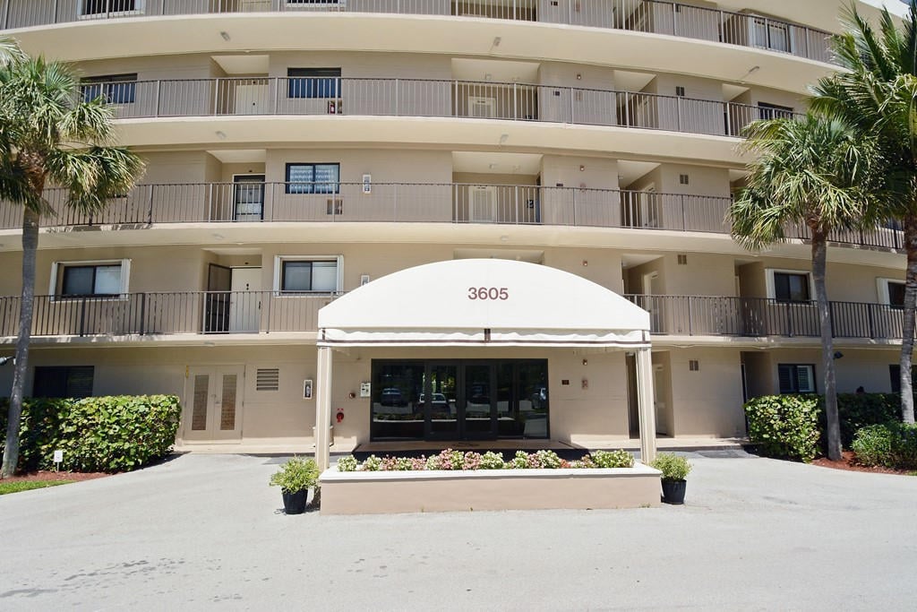3605 S Ocean Boulevard #126 — photo 2