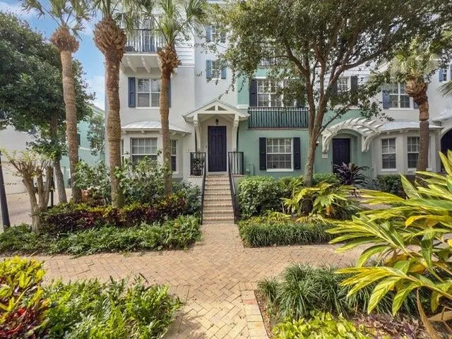 Sold Mar 2026 · 381 W Mallory Circle, Delray Beach