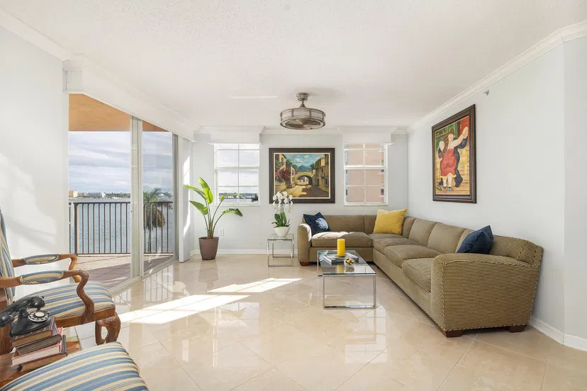 Unit 639 · Flagler Pointe · West Palm Beach