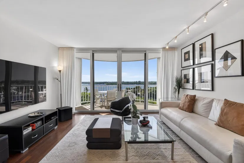 2295 S Ocean Boulevard #816 — photo 3