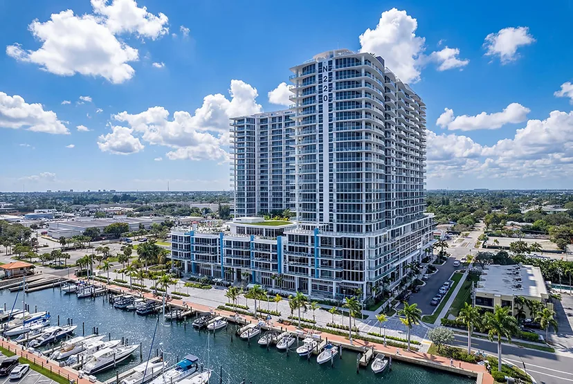 220 Lake Shore Drive 1011, Lake Park