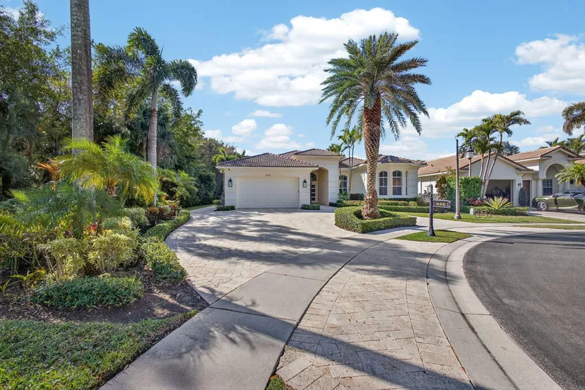 Sold May 2026 · 542 Les Jardin Drive, Palm Beach Gardens