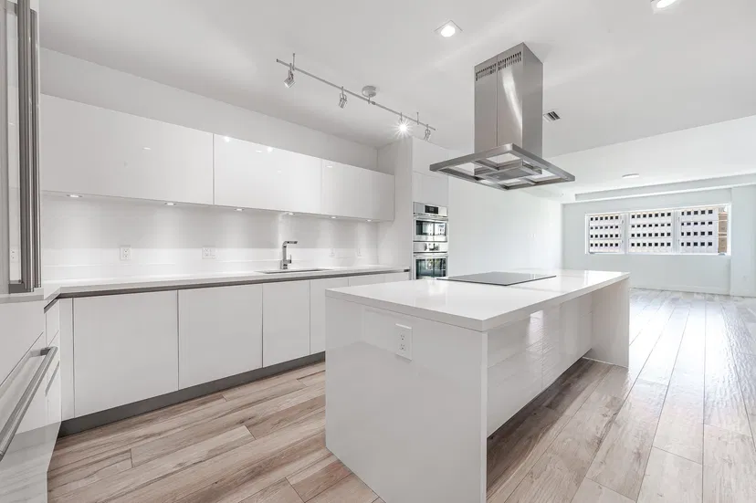 Unit 516 · Tower 155 · Boca Raton