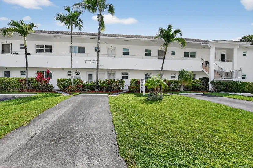 2570 Banyan Road Unit # 3, Boca Raton