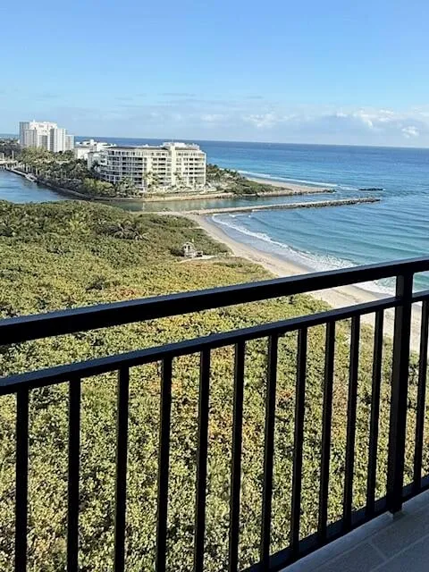 1180 S Ocean Boulevard 16 D, Boca Raton