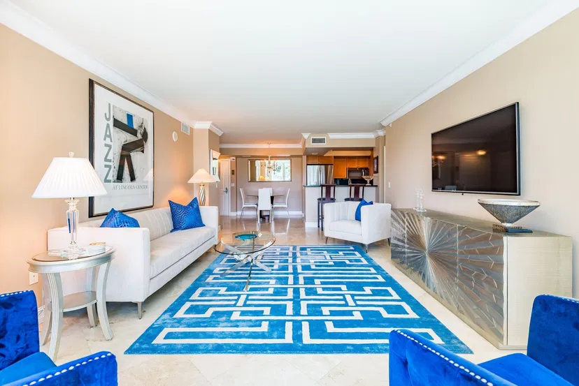 Unit 215 · Townsend Place · Boca Raton