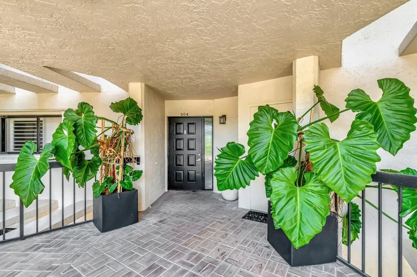 Unit 304