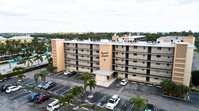 Boynton Beach Club Unit 303