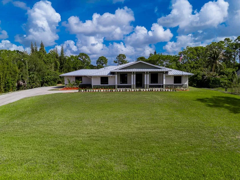 Ibis Golf & Country Club
