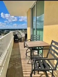 Boynton Beach Club Unit 1509