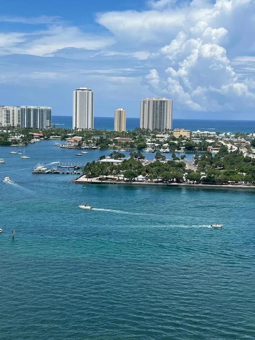 Marina Grande on the Ocean Unit 1811