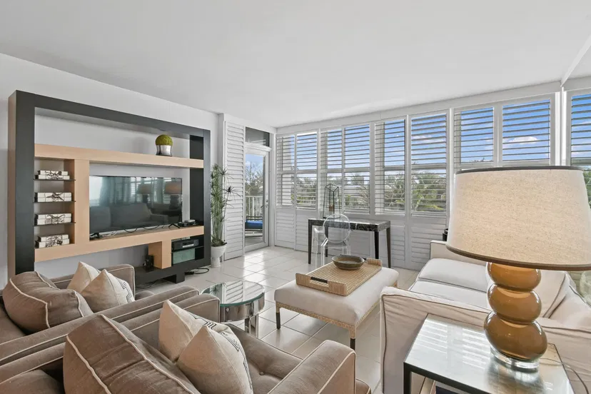 2295 S Ocean Boulevard #505 — photo 3