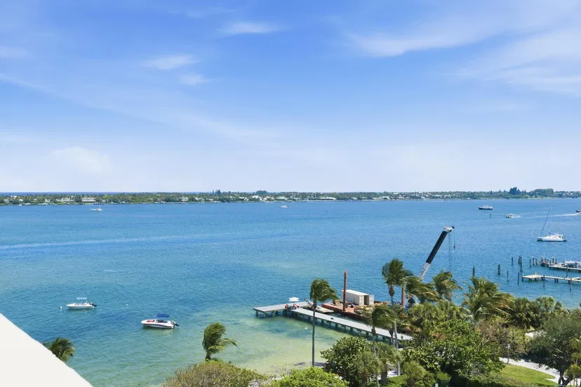 Palm Beach House Unit Unit 910