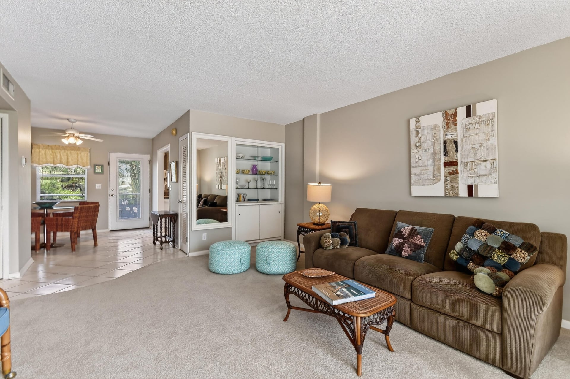 139 Sunrise Avenue — photo 3