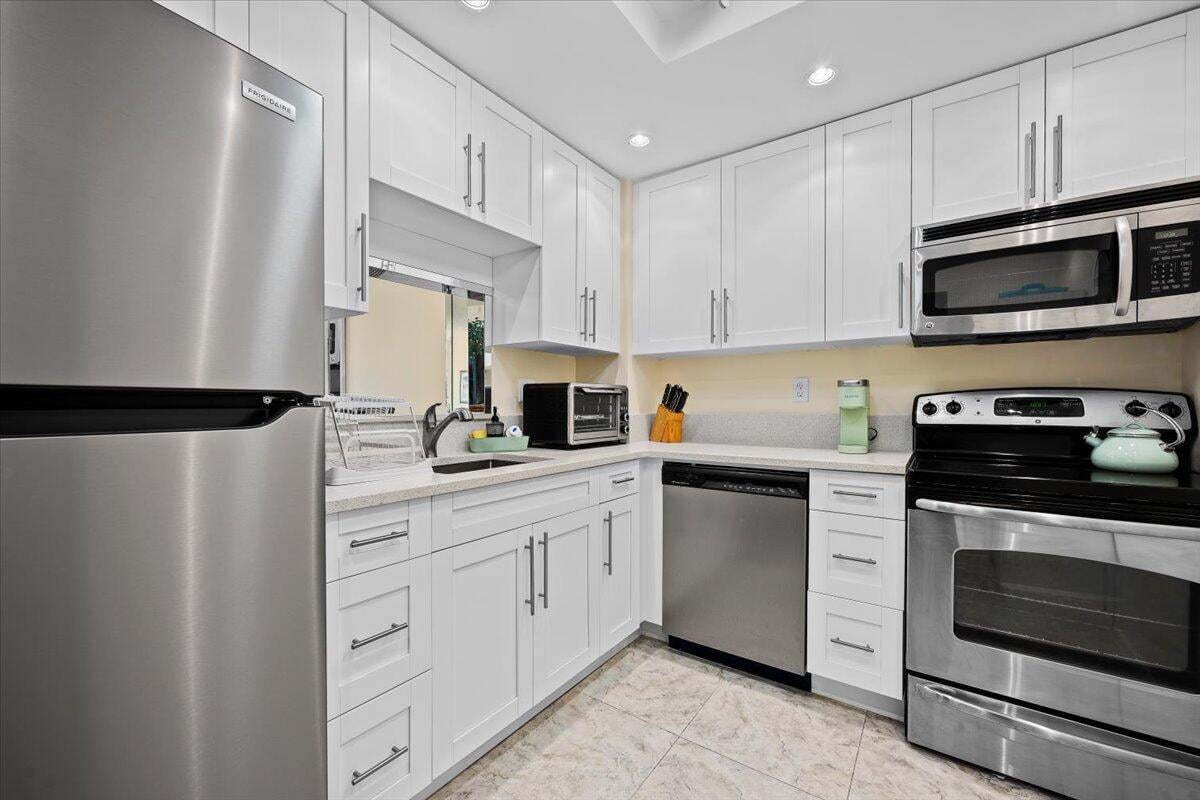 3540 S Ocean Boulevard #309 — photo 4