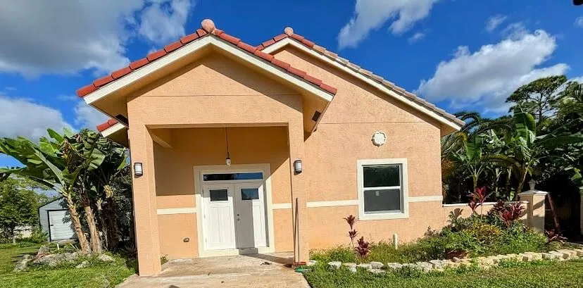 Unit Side House