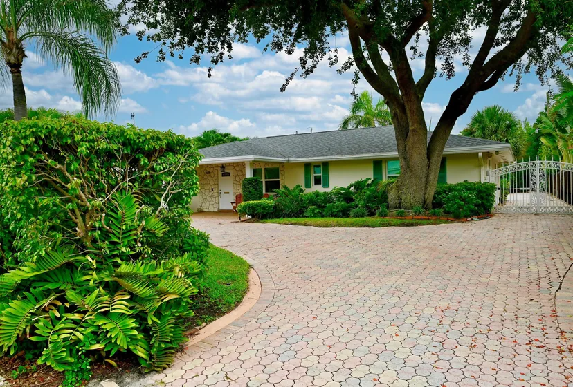 Sold Jul 2026 · 129 Alhambra Place, West Palm Beach
