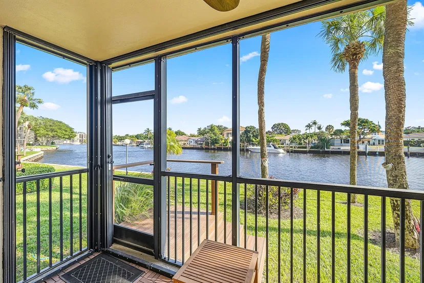 18 Royal Palm Way Way 109, Boca Raton