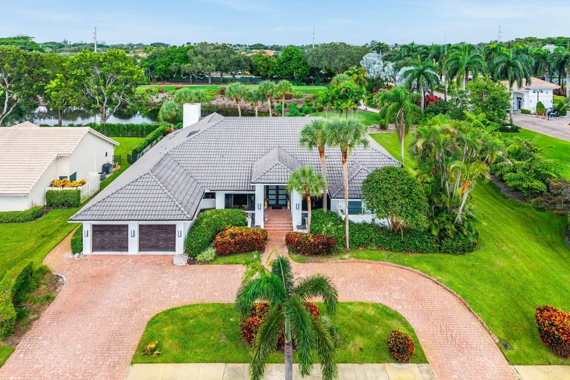 4976 Bocaire Boulevard, Boca Raton