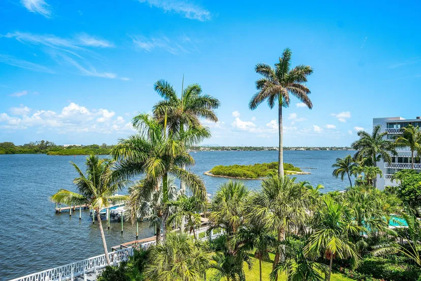 2505 S Ocean Boulevard 515, Palm Beach
