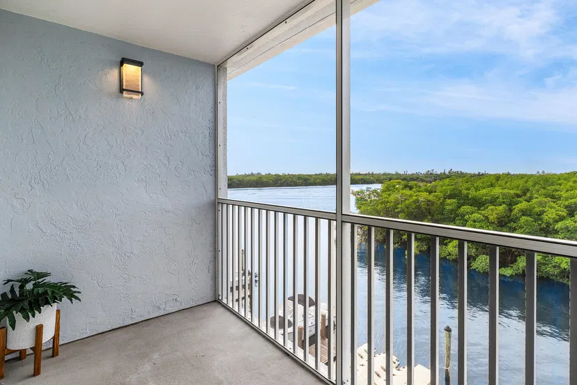 Boynton Beach Club Unit 4050