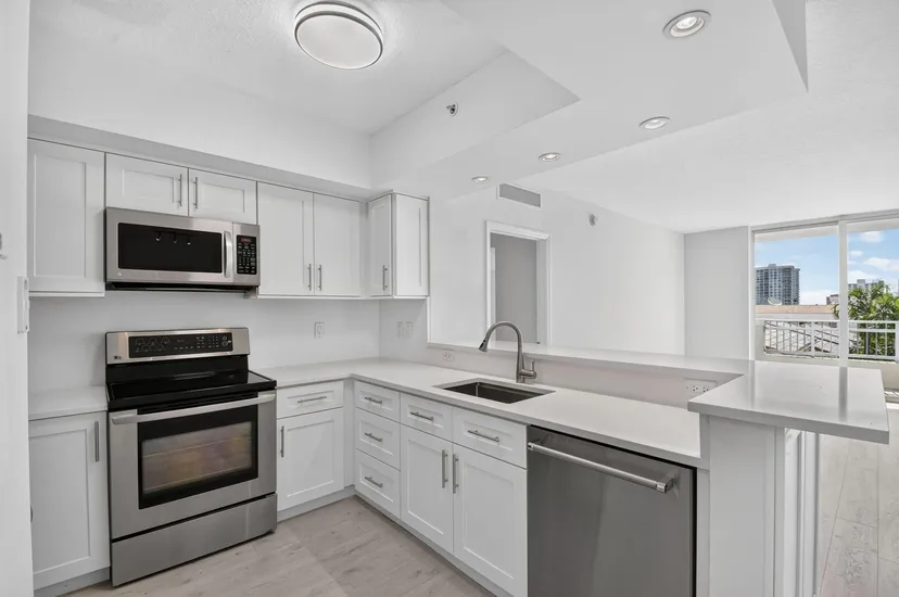 The Metropolitan Unit 409