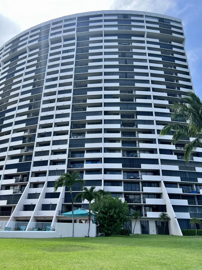 5200 N Flagler Unit 503