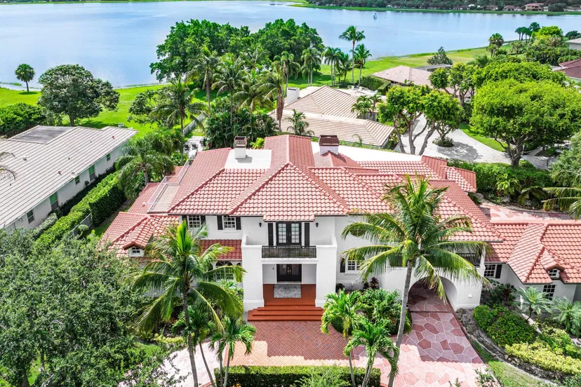 2 FIRESTONE Circle, West Palm Beach
