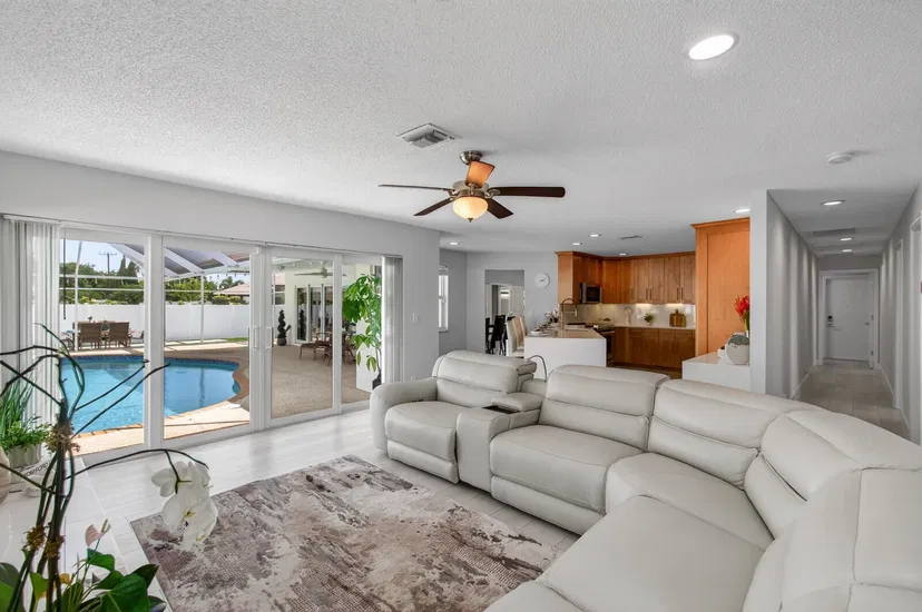 22052 Martella Avenue, Boca Raton