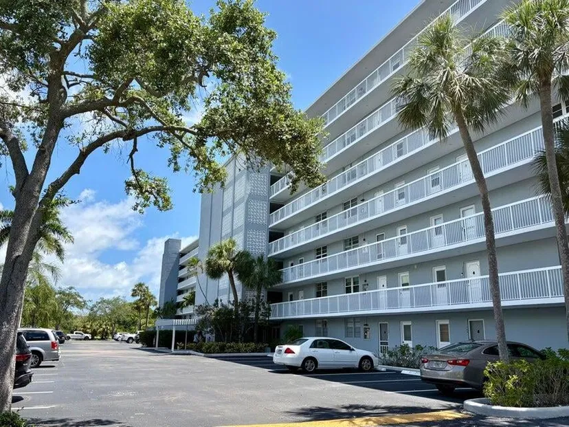 5500 NW 2nd Boca Unit 202