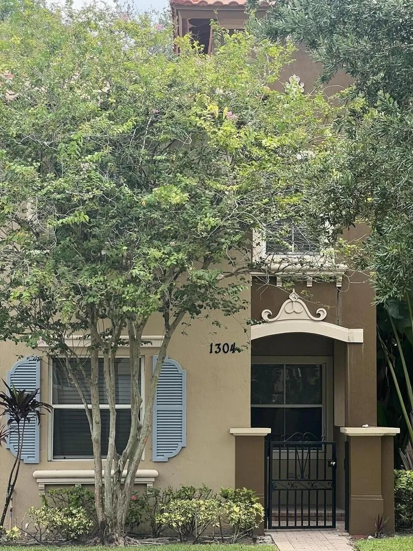  Unit 1304