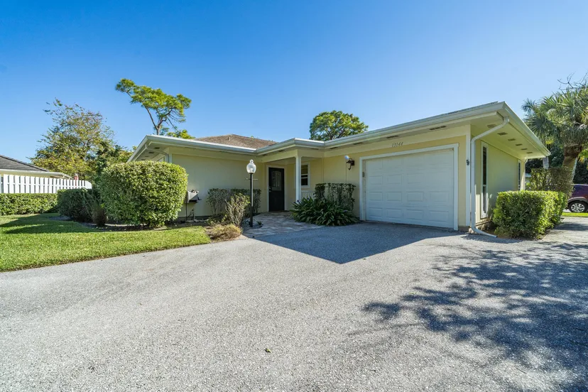 13144 Eastpointe Way, West Palm Beach